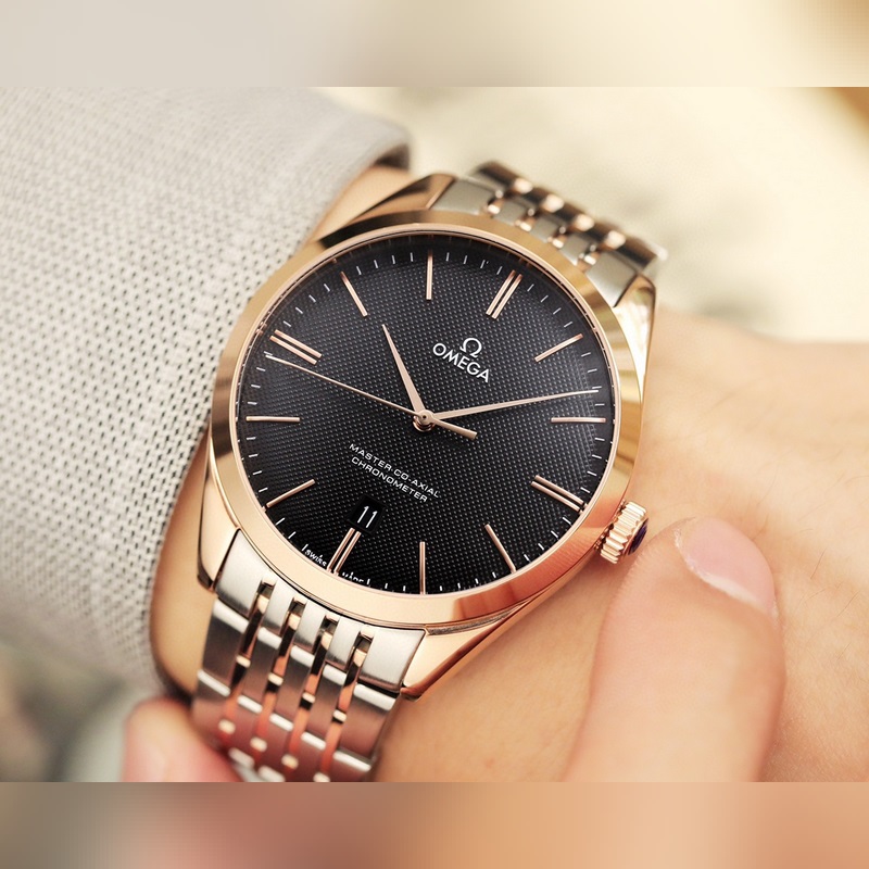 Omega De Ville Co-Axial Original 3D Textured Dial Synchronised Hands-3