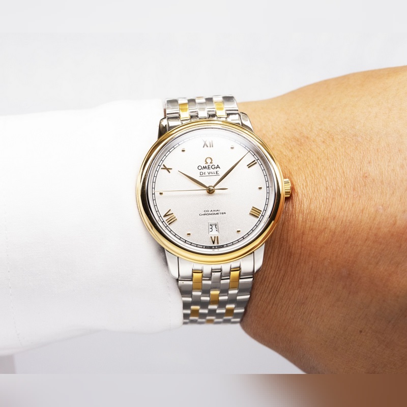 Omega De Ville Couple Replica Watch Authentic Sunburst Dial Curved Sapphire Glass-2