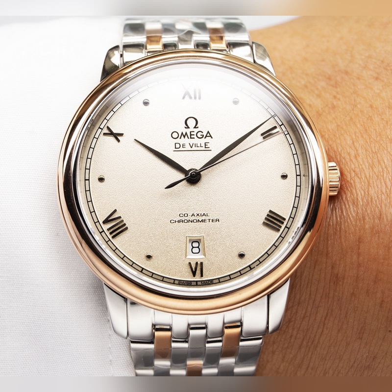 Omega De Ville Couple Replica Watch Authentic Sunburst Dial Quality Arc Sapphire Glass-3