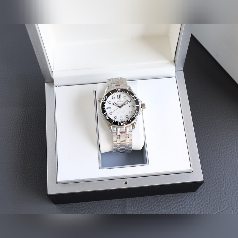 Official Omega Seamaster 300m Dive Replica Watch 2024 Recommendation with Fine-Tuned Steel Buckle-4