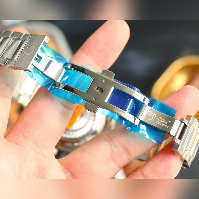 OMEGA Seamaster 150 V12 8500 Co-Axial Movement Best Seller-6