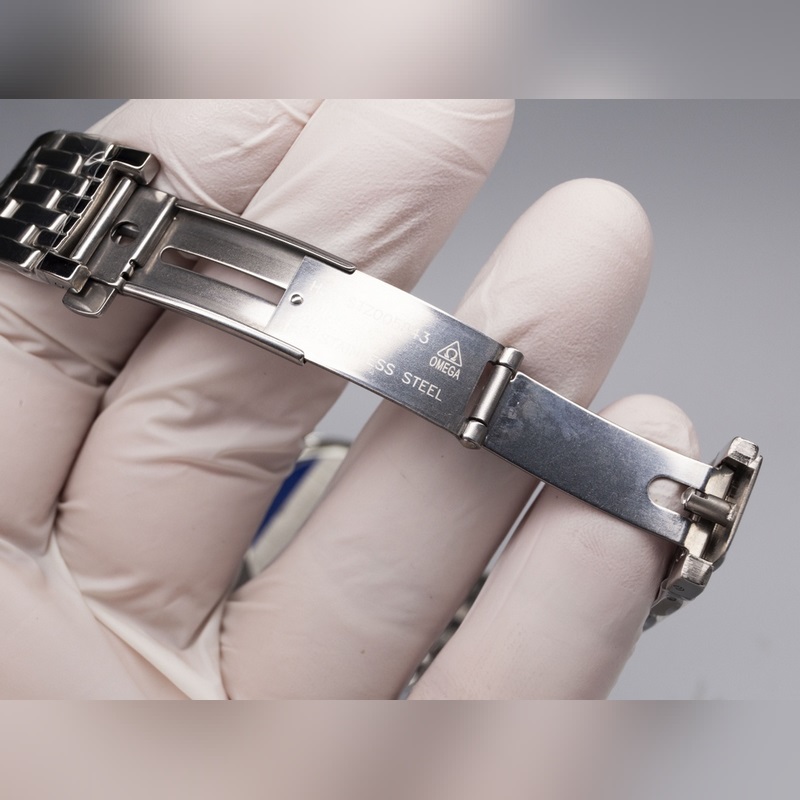 Omega De Ville Couple Replica Watch Genuine Sunburst Dial Arc Surface High Quality-7