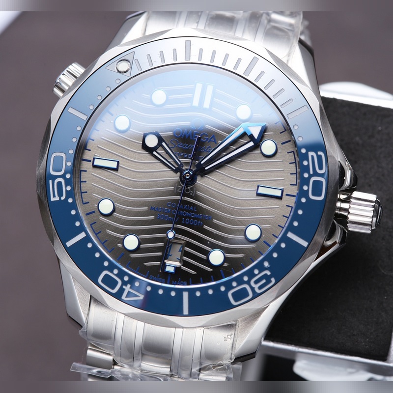 Omega Seamaster 300M Green Dial 2024 New Release-3