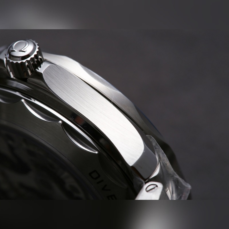 Omega Seamaster 300M Green Dial 2024 New Release-5