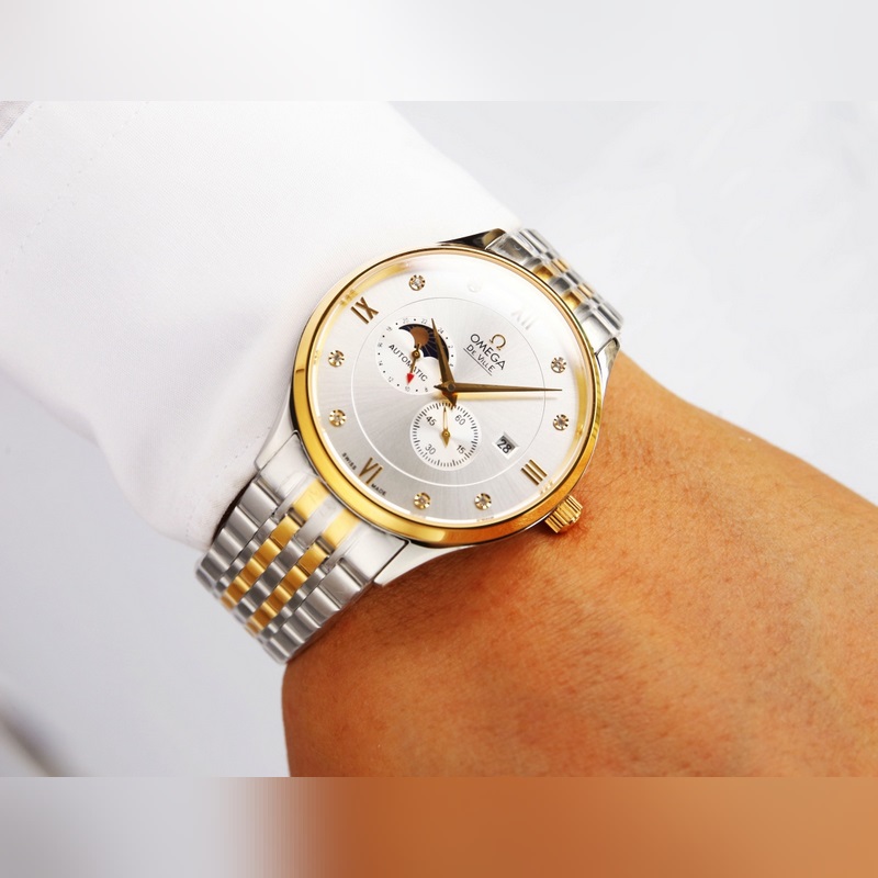 Omega Constellation 8219 Waterproof up to 5 ATM Swim-Friendly-2