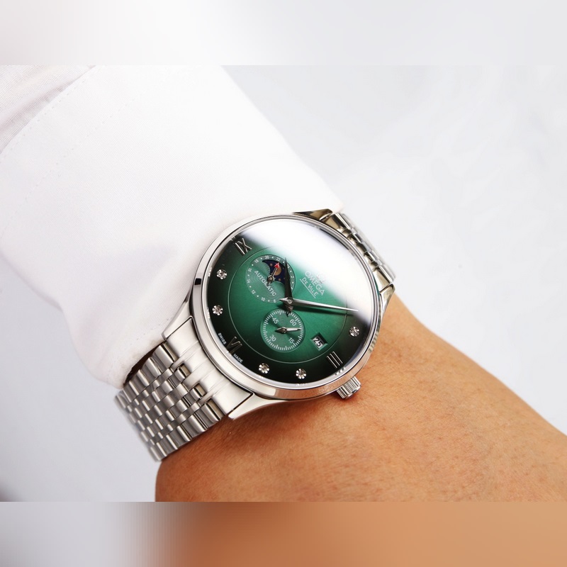 Omega Constellation 8219 Waterproof 5 ATM Custom Movement-4