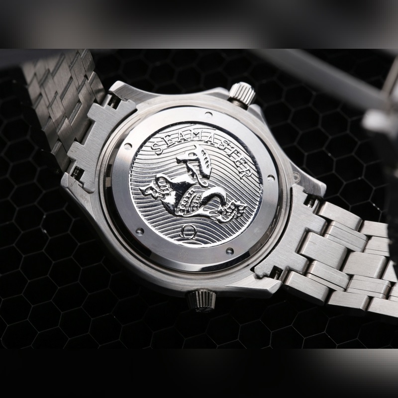 Omega Seamaster Moonphase Automatic with Super Luminous Feature-8