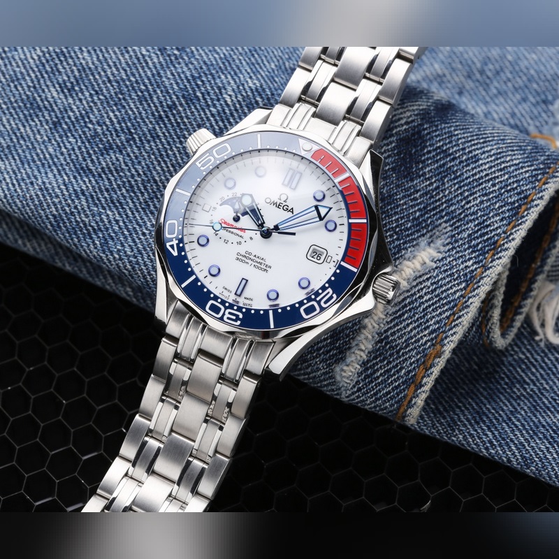 Omega Seamaster Moonphase Automatic with Super Luminous 9-Position Dial-2