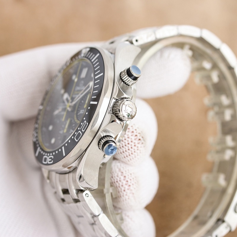 Omega Seamaster 300M Glossy Dial Detailed Case Texture-6