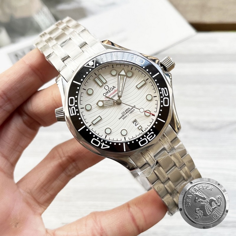 Omega Seamaster 300 Super Luminous Men's Replica Watch 2025 Upgrade-4