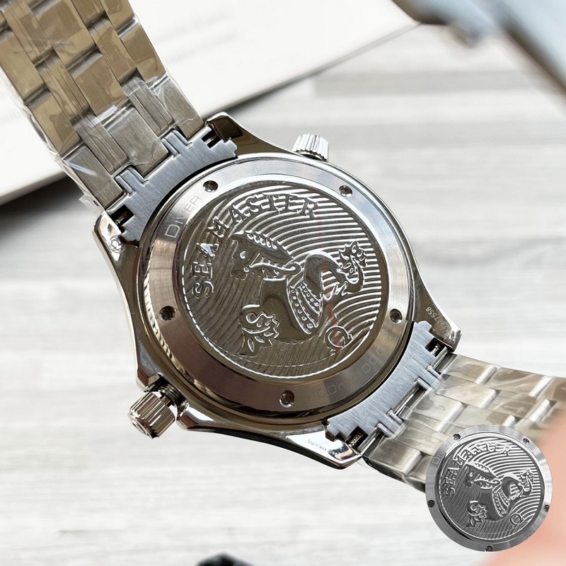 Omega Seamaster 300 Super Luminous Men's Replica Watch 2025 Upgrade-7