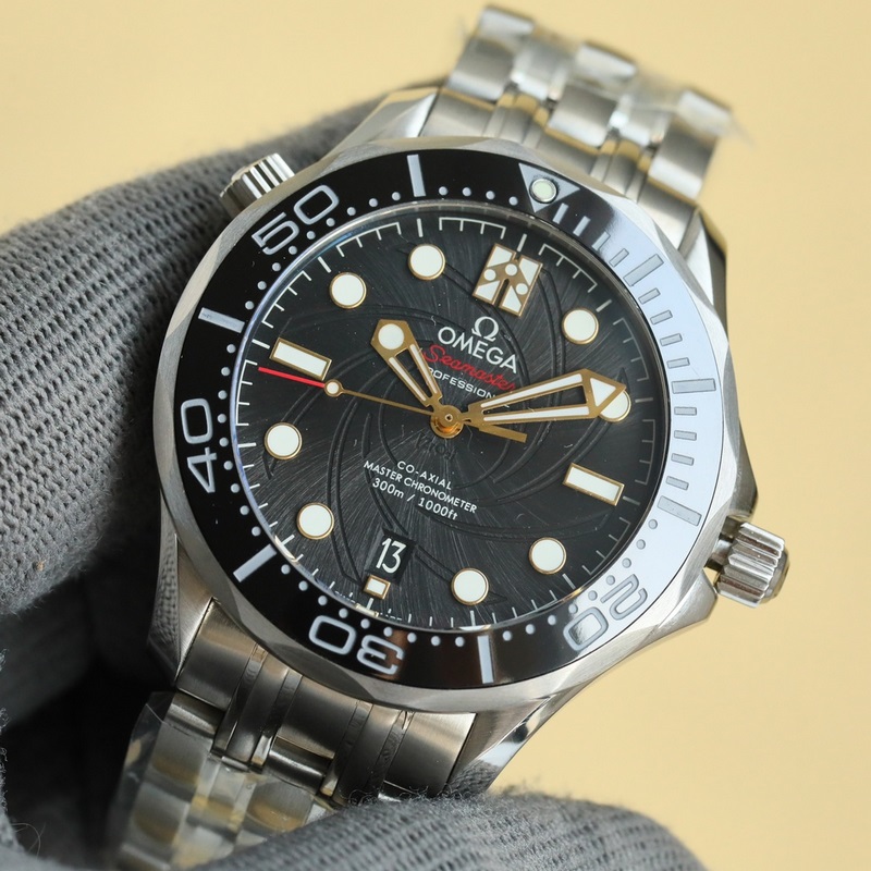 Omega Seamaster 300M Ultimate Version 4-Inch Enhanced Details-3