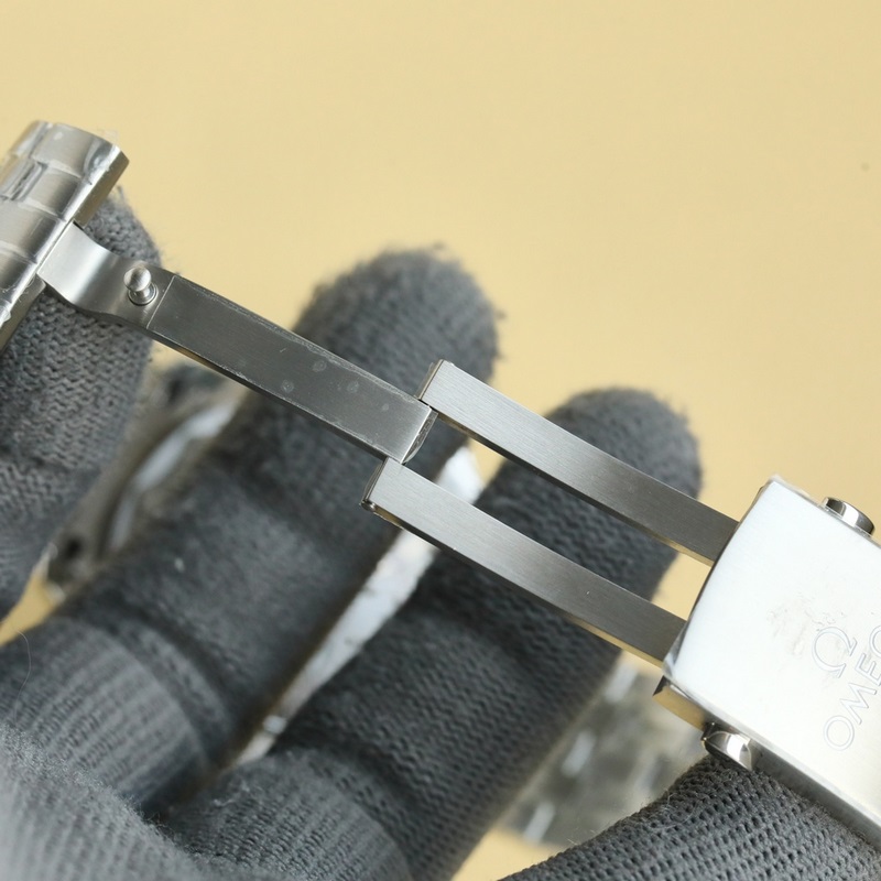 Omega Seamaster 300M Ultimate Version 4-Inch Enhanced Details-8