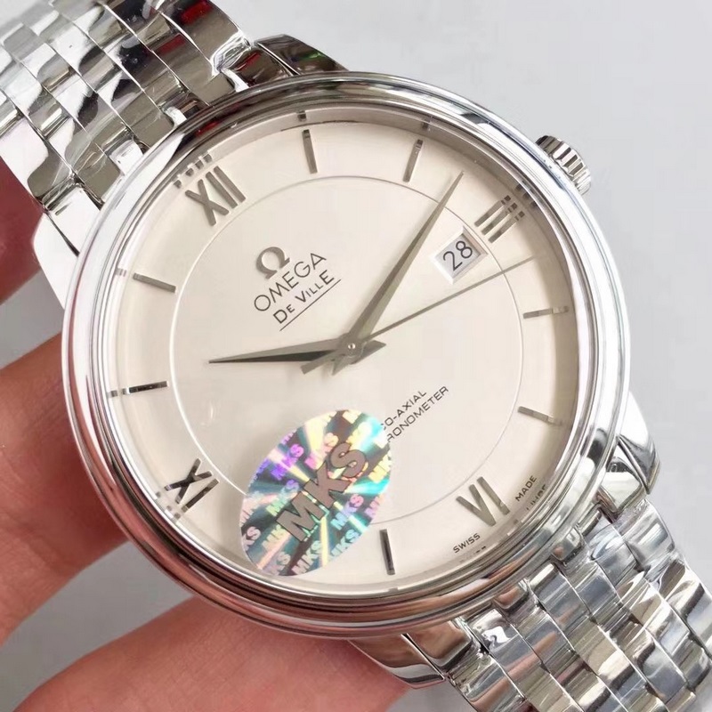 Omega De Ville TrEsor Elegant Slim Design with Perfect Details-3