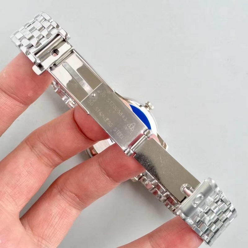 Omega De Ville TrEsor Elegant Slim Design with Ipeccable Detail-8