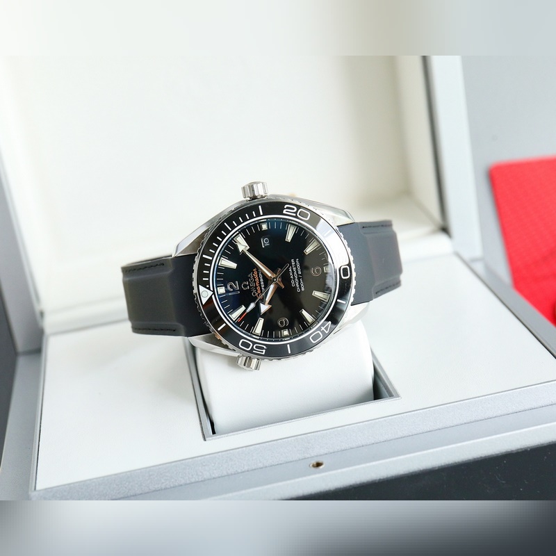 Omega Seamaster Planet Ocean 2024 Recommended Dive Replica Watch with Official Adjustment-3
