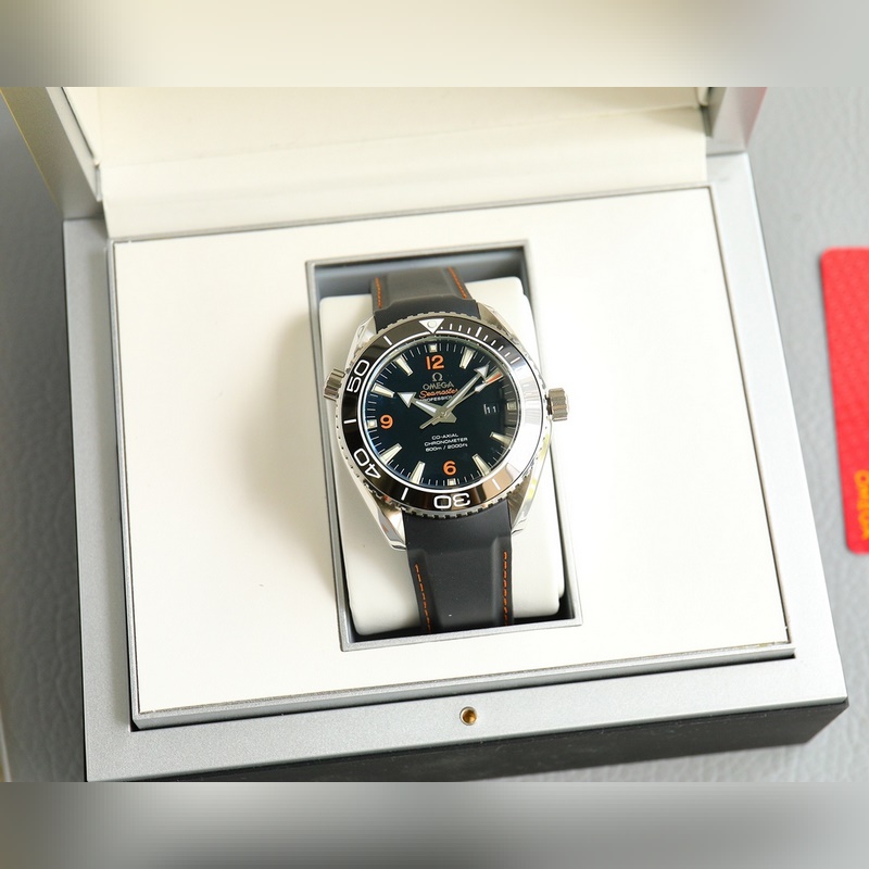 Omega Seamaster Planet Ocean 2024 Best Recommended Diver's Replica Watch-3