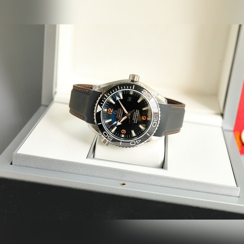 Omega Seamaster Planet Ocean 2024 Best Recommended Diver's Replica Watch-4
