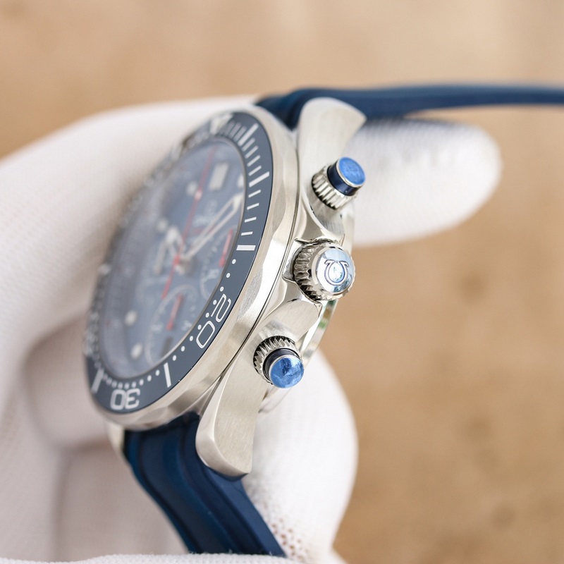 Omega Seamaster 300M Fine Texture Bright Dial Detailed Lines-6