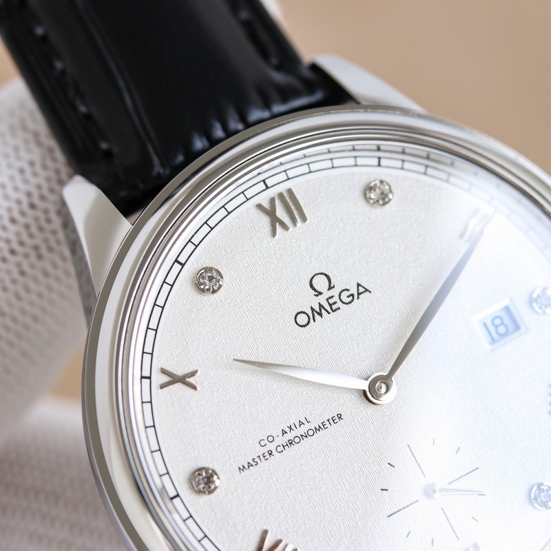 Omega De Ville Tresor Elegant Small Seconds Automatic Replica Watch-4