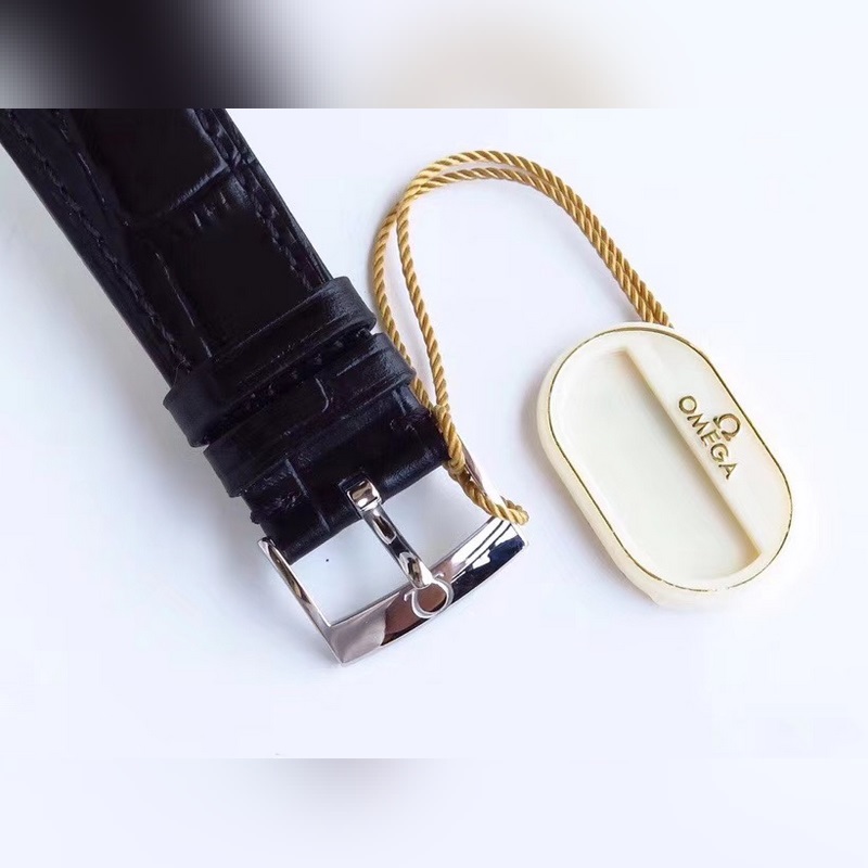 Omega Constellation Series Elegant Slim Replica Watch Perfectly Crafted with Minimalist Design-8