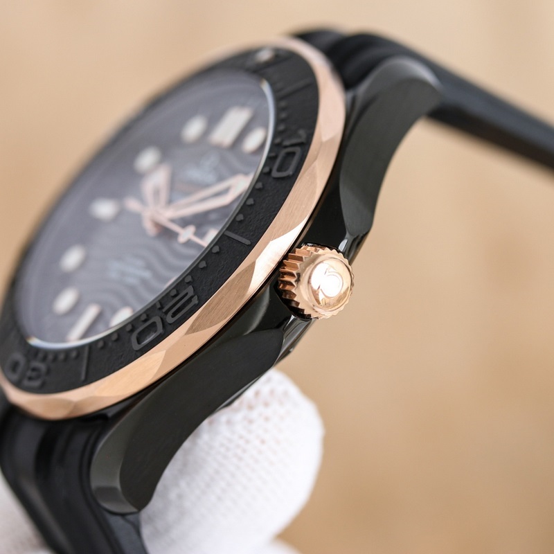 Omega Seamaster 300M Black Ceramic Replica Watch Bold Luxury&Quality-5