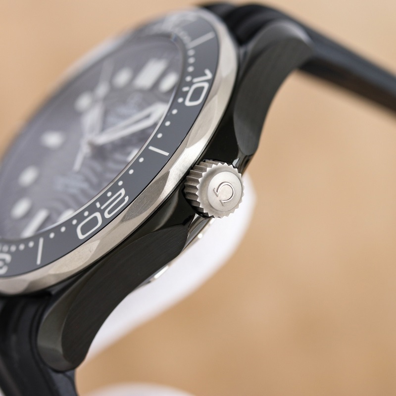 Omega Seamaster 300m Black Edition Elegant High-quality Dive Replica Watch-6