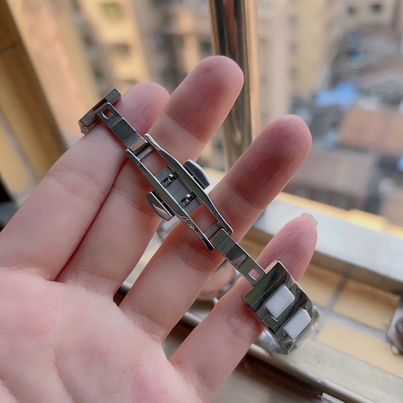 Omega Constellation Women's Replica Watch Embrace Authenticity with Quality Craftsmanship-5