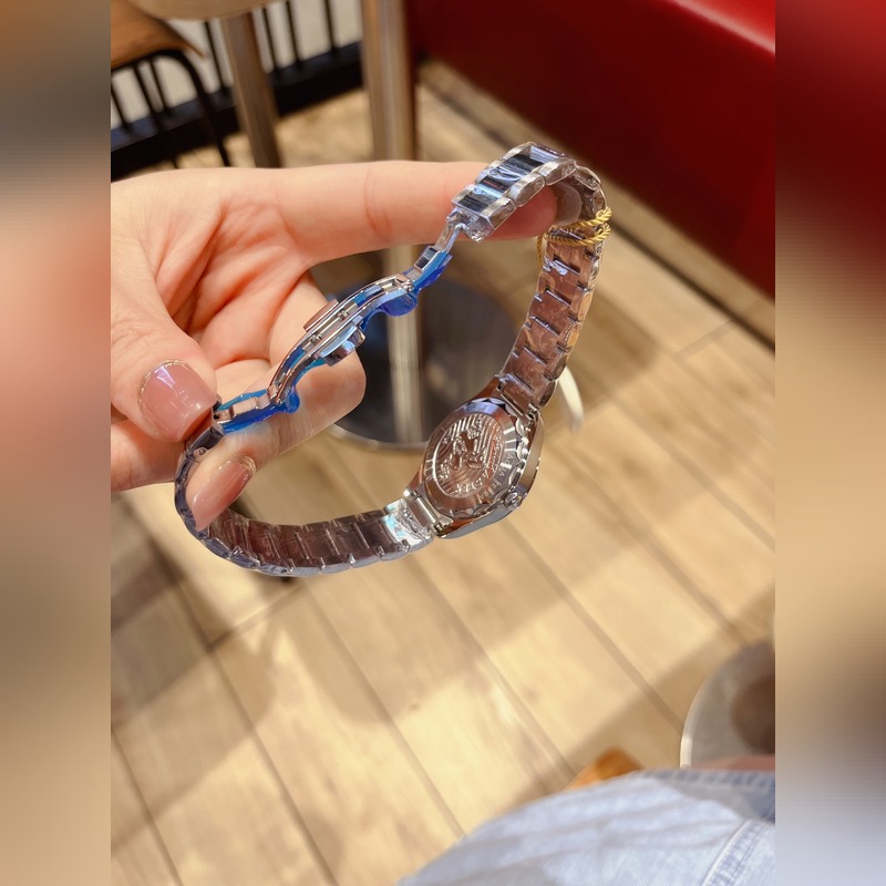 Omega Seamaster Aqua Terra Ocean-Inspired Versatile Colors Quality Design-7