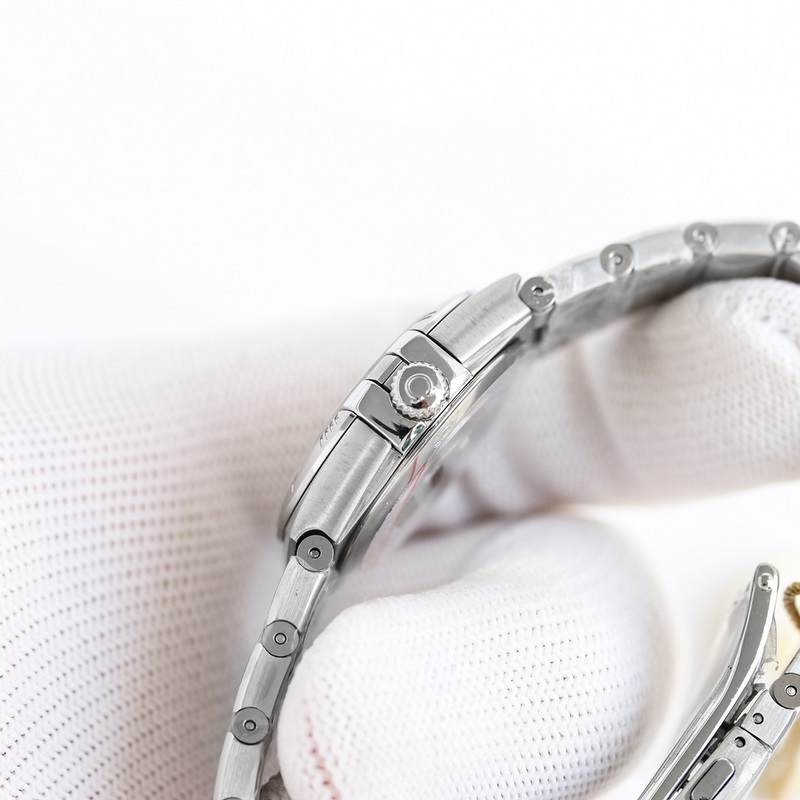 Omega Constellation 28mm Swiss Quartz Replica Watch A Masterpiece of Quality-6