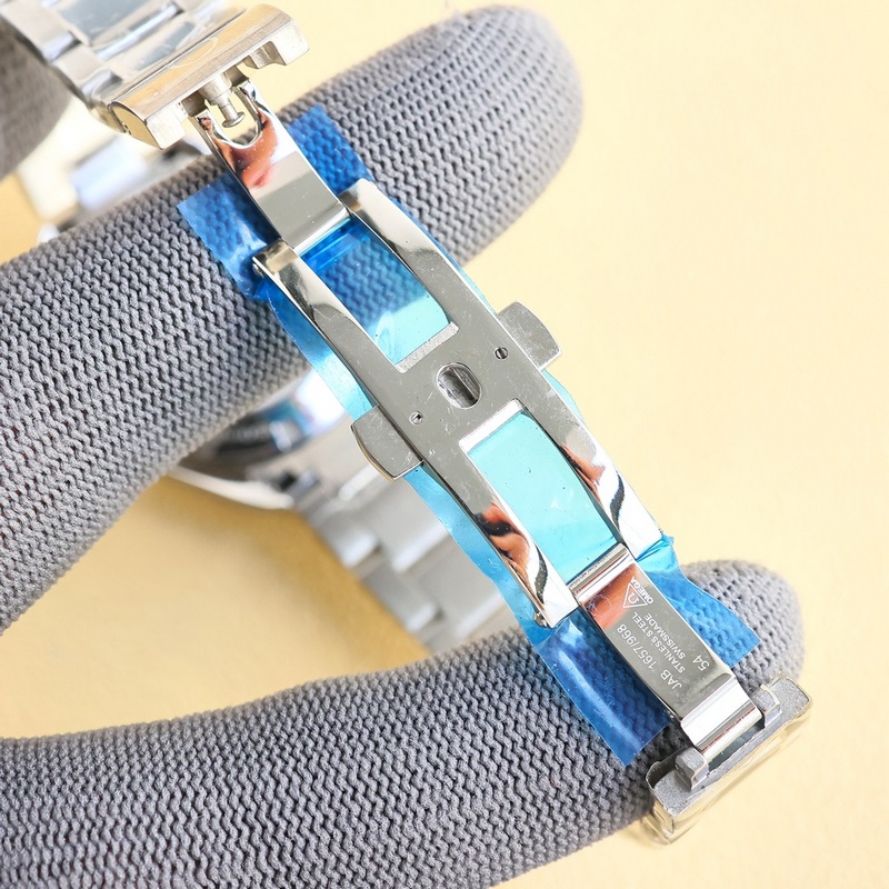 2025 Omega Seamaster Women's 1:1 Replica with 8520 Co-Axial Movement Quality-7