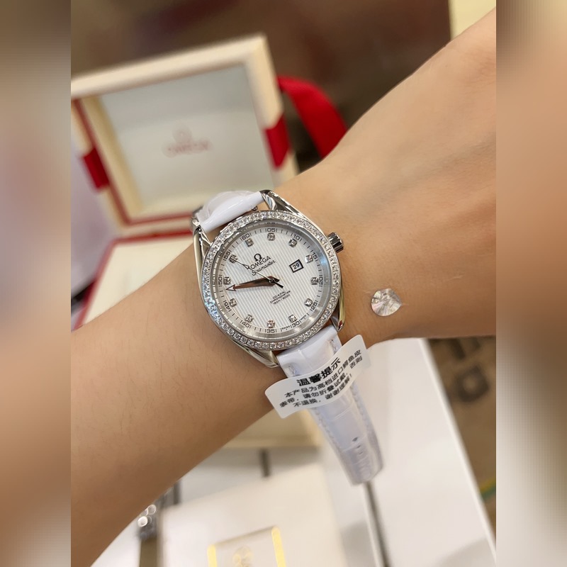 Omega Seamaster Aqua Series New Exclusive Release in crocodile leather-5