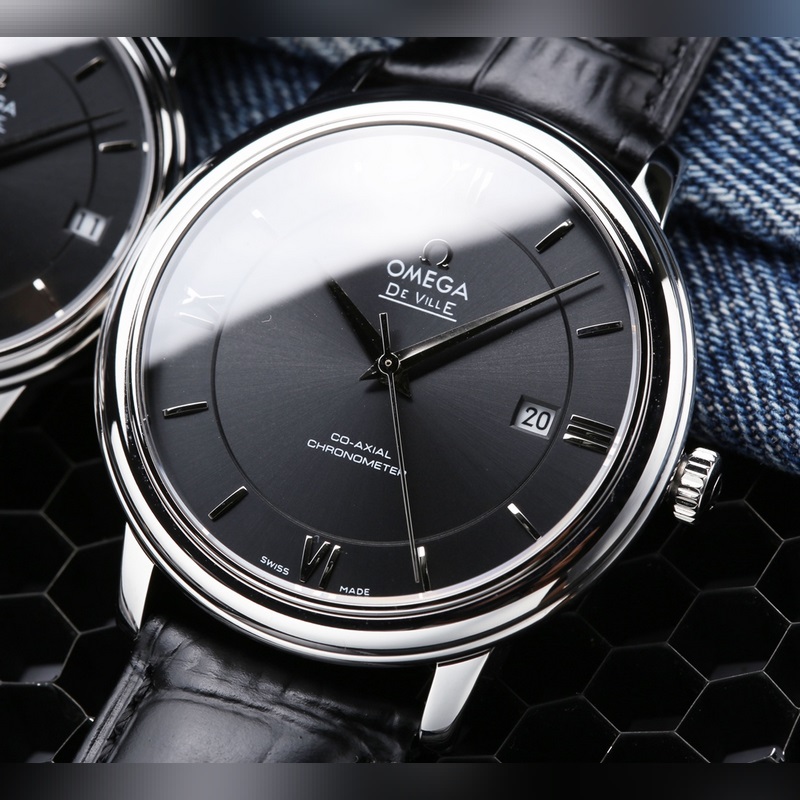 Omega Constellation Couple Replica Watch with Sunburst Dial and Sapphire Glass-5