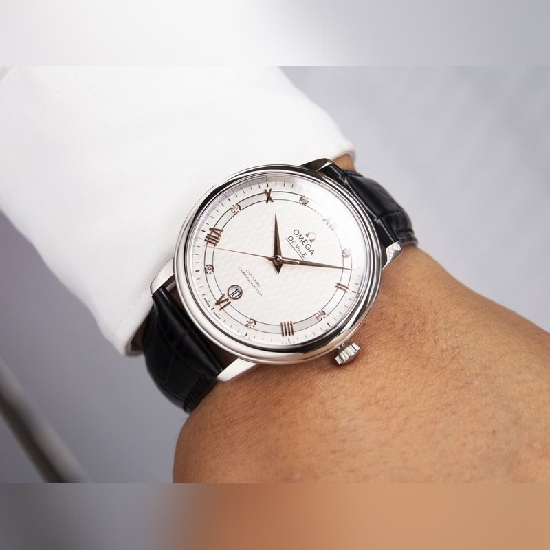 Omega De Ville Couples Replica Watch Authentic Model Sunburst Dial Sapphire Crystal-4