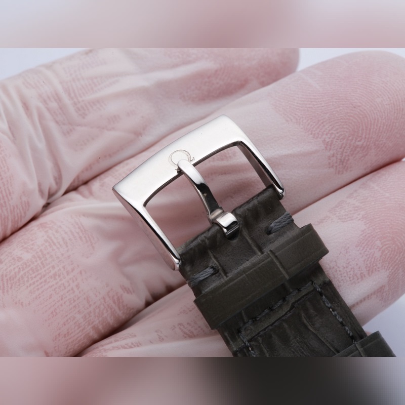 Omega De Ville Series Couple Replica Watch Authentic Sunburst Dial Quality Timepieces-7