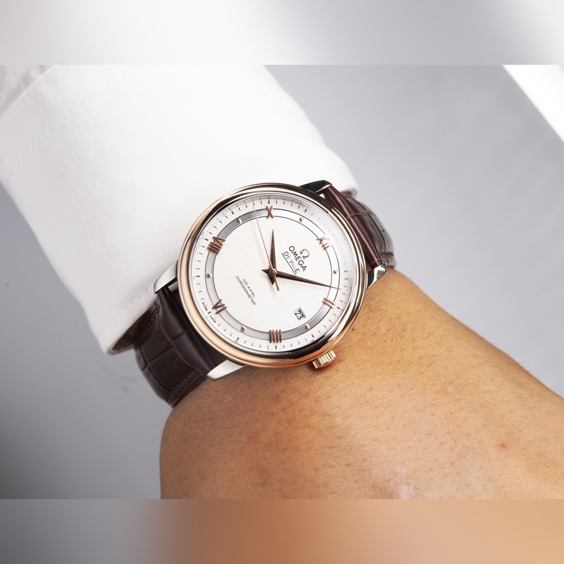 Omega De Ville Hour Vision Couples Replica Watch Genuine Sunburst Dial Sapphire Crystal-4