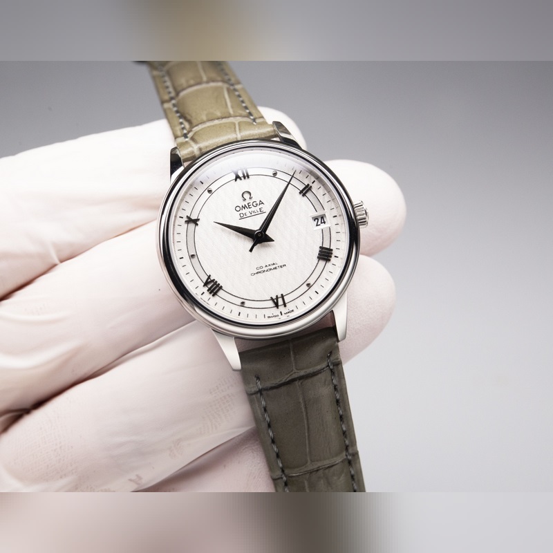 Omega De Ville Hour Vision Couple Replica Watch Genuine Sunburst Dial High Quality-3