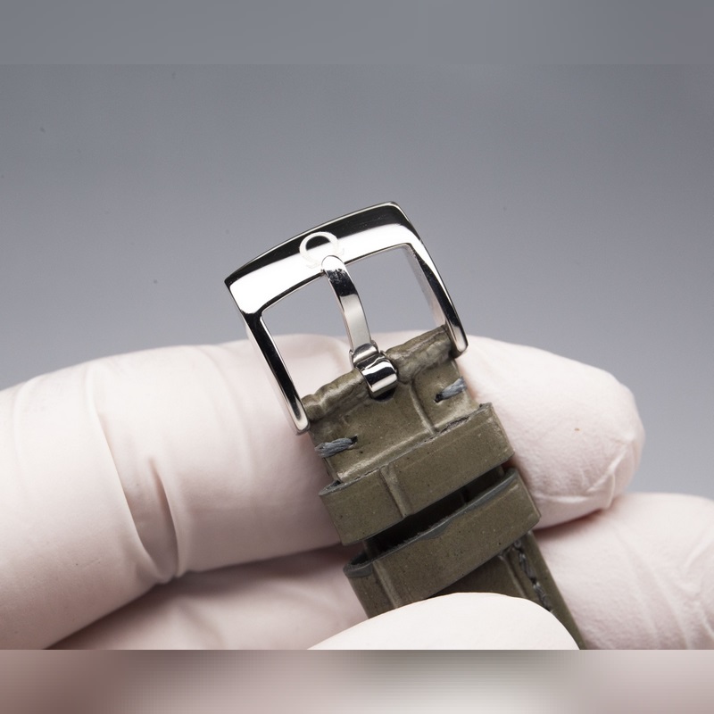 Omega De Ville Hour Vision Couple Replica Watch Genuine Sunburst Dial High Quality-7