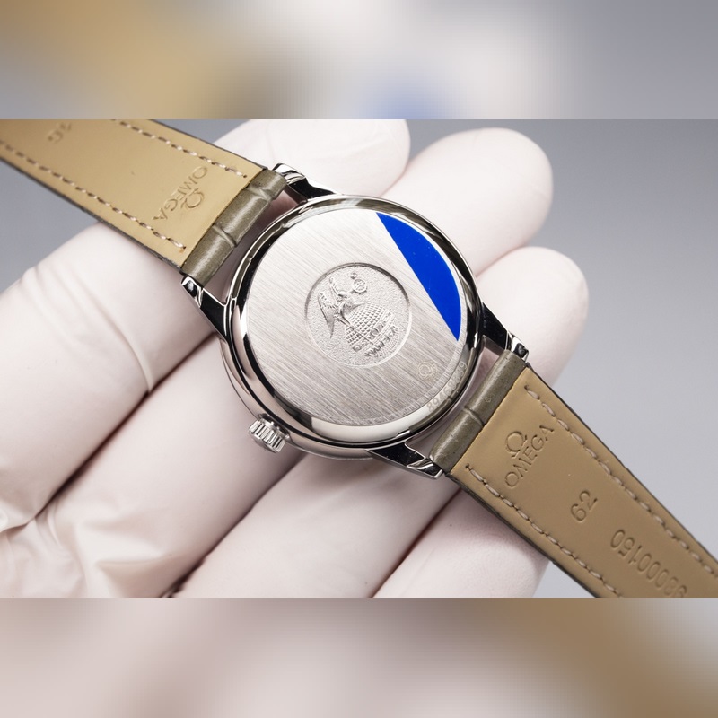 Omega De Ville Hour Vision Couple Replica Watch Genuine Sunburst Dial High Quality-8