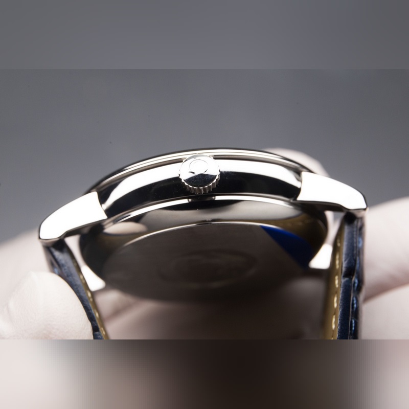 Omega Constellation Couple Replica Watch Authentic Sunburst Dial Arc Sapphire Glass-6