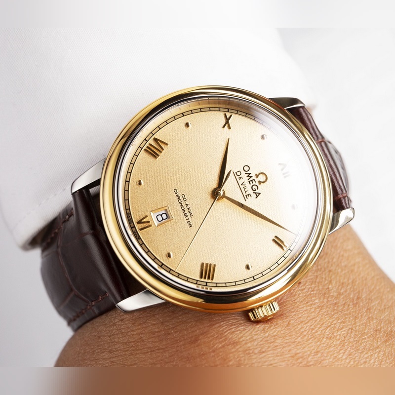 Omega De Ville Couple Replica Watch Authentic Sunburst Dial Arc Glass High Quality-5