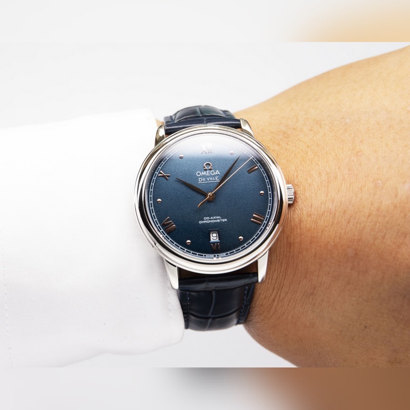 Omega De Ville Speedmaster Couple Replica Watch Genuine Sunburst Dial Quality Timepieces-2