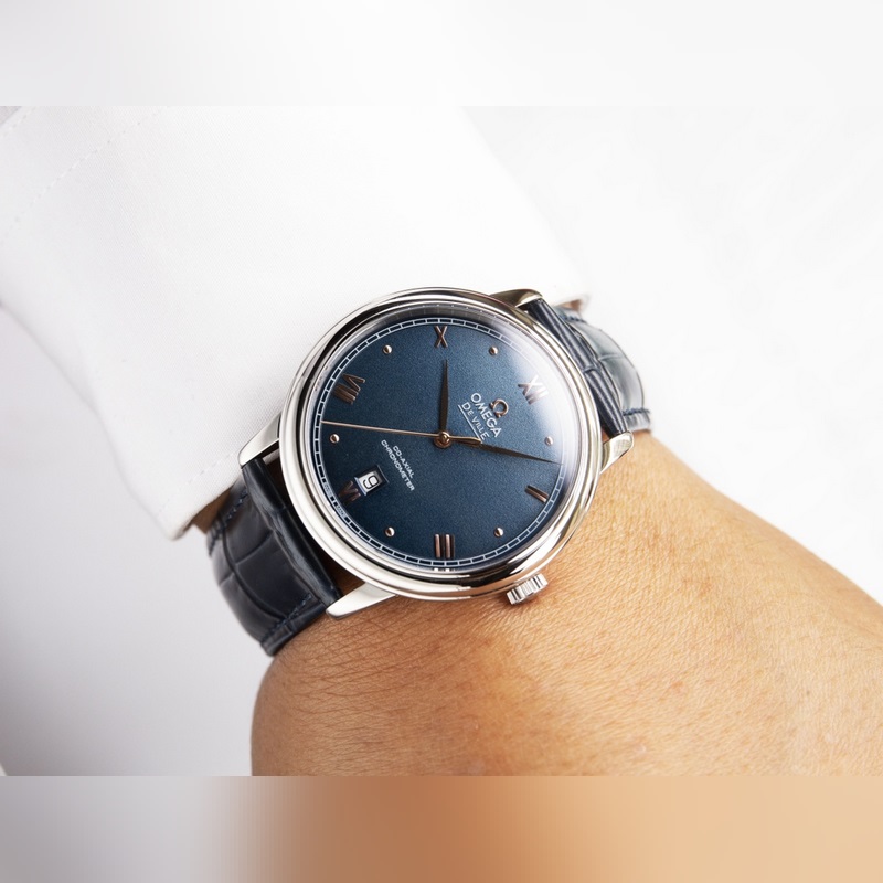 Omega De Ville Speedmaster Couple Replica Watch Genuine Sunburst Dial Quality Timepieces-4