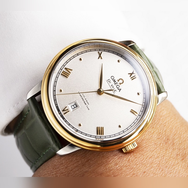 Omega De Ville Cosmic Couple Replica Watch Genuine Sunburst Dial Curved Sapphire Glass-5