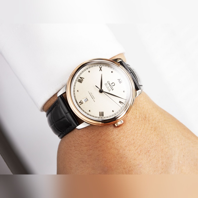 Omega De Ville Co-Axial Couple's Replica Watch Genuine Sunburst Dial-4