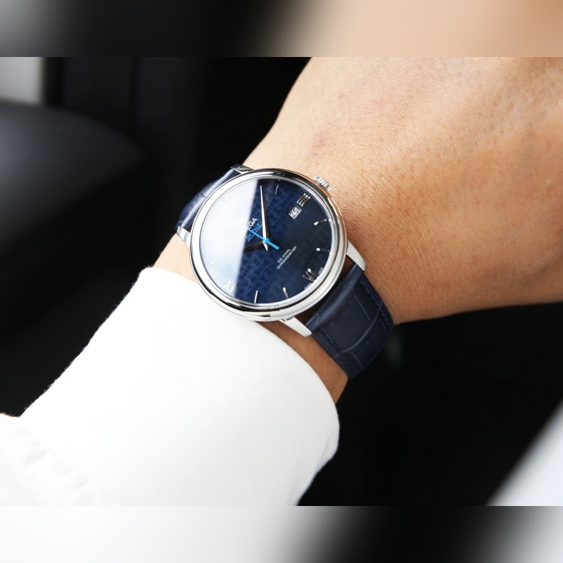 Omega De Ville Series Timepiece Two Years in Development Exquisite Craftsmanship-4