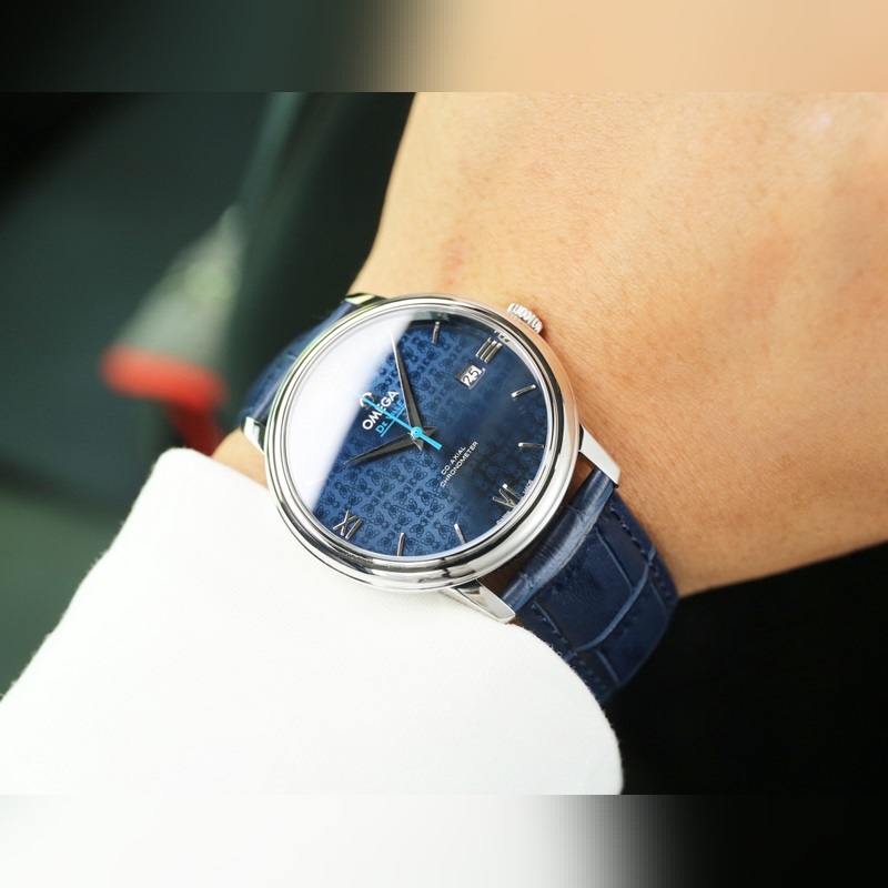 Omega De Ville Series Timepiece Two Years in Development Exquisite Craftsmanship-5