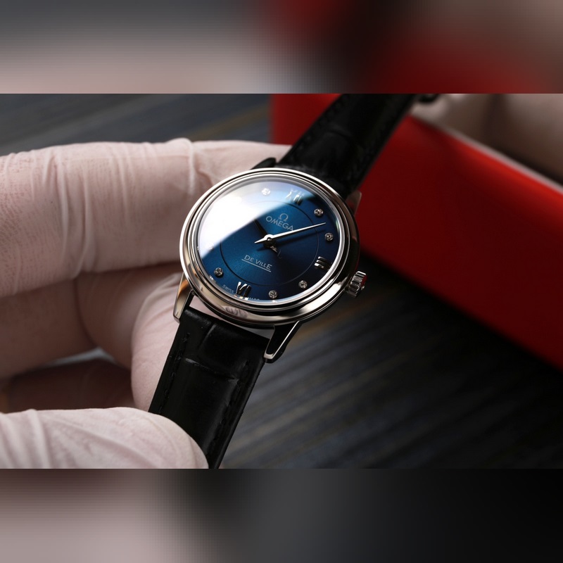 Omega Constellation Series 120m Water Resistant Quality Timepiece-2