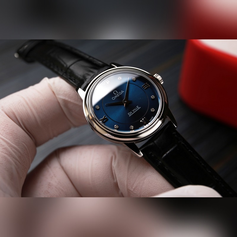 Omega Constellation Series 120m Water Resistant Quality Timepiece-3