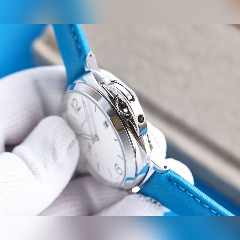 Panerai Luminor Due Elegant Design Quality Craftsmanship Precision Timekeeping-6